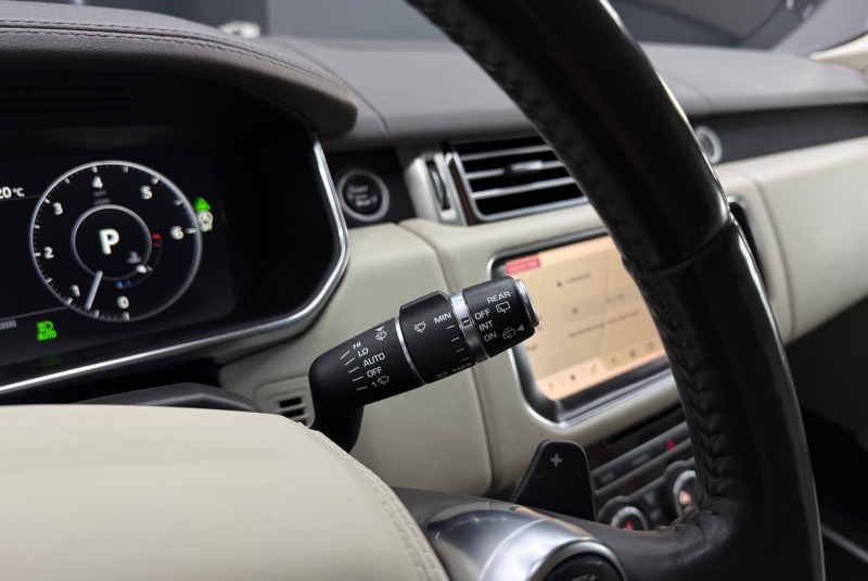 Ponuka vozidiel / Land Rover Range Rover Vogue 3.0 - video Ponuka vozidiel / Land Rover Range Rover Vogue 3.0 - video