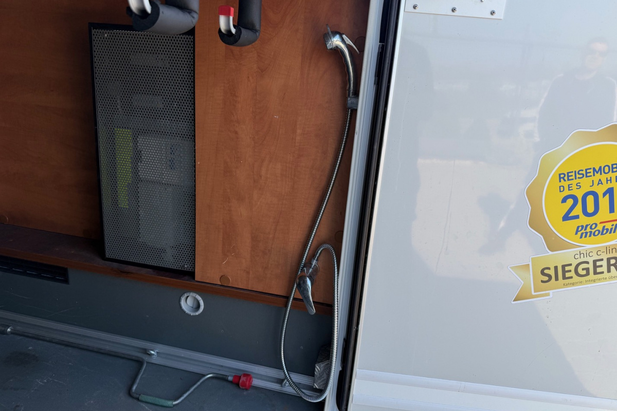 Ponuka vozidiel / Carthago Chic C-Line 2.3 Automat - video