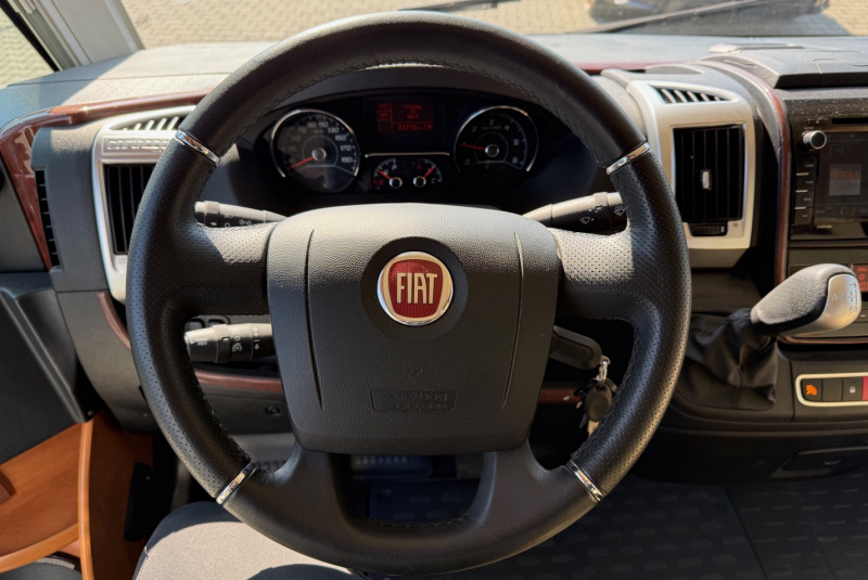  Ponuka vozidiel / Carthago Chic C-Line 2.3 Automat - video