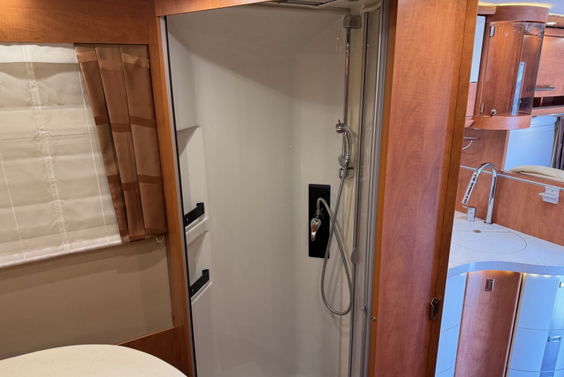 Ponuka vozidiel / Carthago Chic C-Line 2.3 Automat - video Ponuka vozidiel / Carthago Chic C-Line 2.3 Automat - video