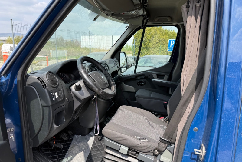 Ponuka vozidiel / Renault Master Plachta 2.3 Hydraulické čelo - video Ponuka vozidiel / Renault Master Plachta 2.3 Hydraulické čelo - video