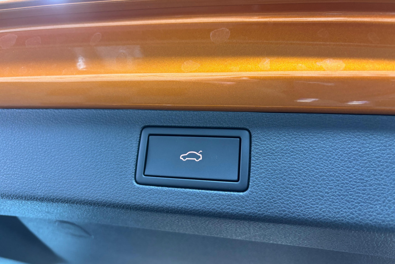 Ponuka vozidiel / Škoda Kamiq 1.0 TSI Drive Plus - video Ponuka vozidiel / Škoda Kamiq 1.0 TSI Drive Plus - video