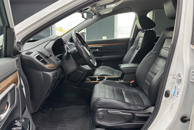  Ponuka vozidiel / Honda CR-V 2.0 I-MMD Hybrid Elegance - video