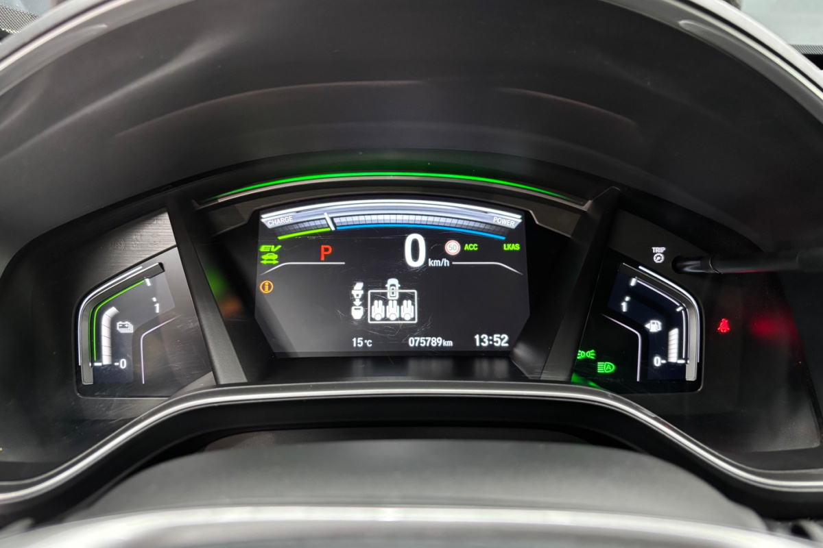 Ponuka vozidiel / Honda CR-V 2.0 I-MMD Hybrid Elegance - video Ponuka vozidiel / Honda CR-V 2.0 I-MMD Hybrid Elegance - video