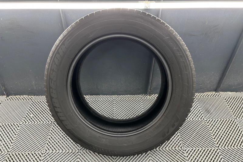  Ponuka vozidiel / Honda CR-V 2.0 I-MMD Hybrid Elegance - video