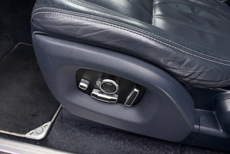 Ponuka vozidiel / Land Rover Range Rover 4.4L SDV8 AB LWB - video Ponuka vozidiel / Land Rover Range Rover 4.4L SDV8 AB LWB - video