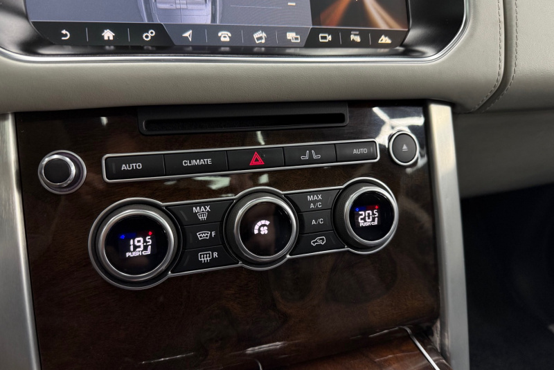 Ponuka vozidiel / Land Rover Range Rover 4.4L SDV8 AB LWB - video Ponuka vozidiel / Land Rover Range Rover 4.4L SDV8 AB LWB - video