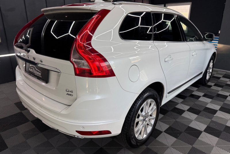 Ponuka vozidiel / Volvo XC60 2.4L D4 4x4 AUTOMAT - video Ponuka vozidiel / Volvo XC60 2.4L D4 4x4 AUTOMAT - video