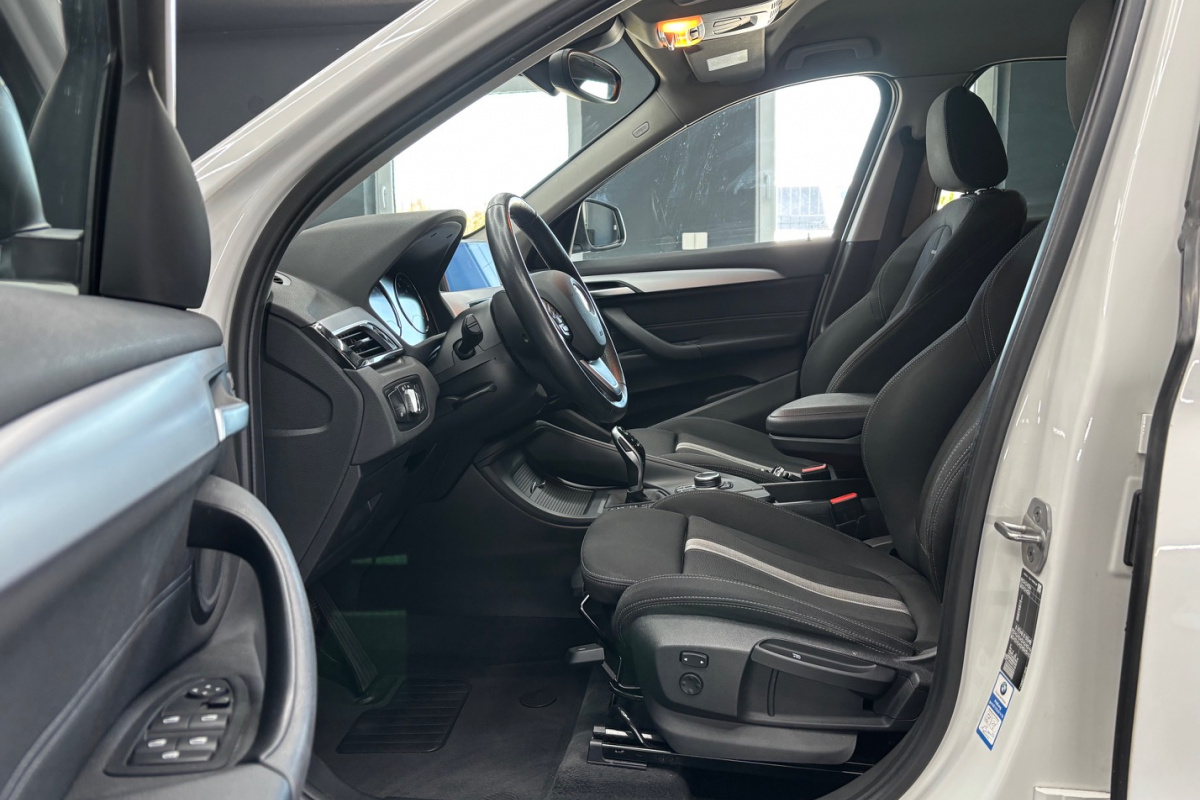 Ponuka vozidiel / BMW X1 sDrive 18d A/T - video