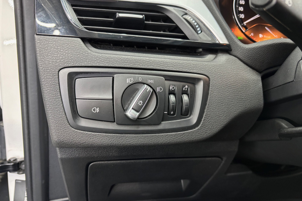 Ponuka vozidiel / BMW X1 sDrive 18d A/T - video