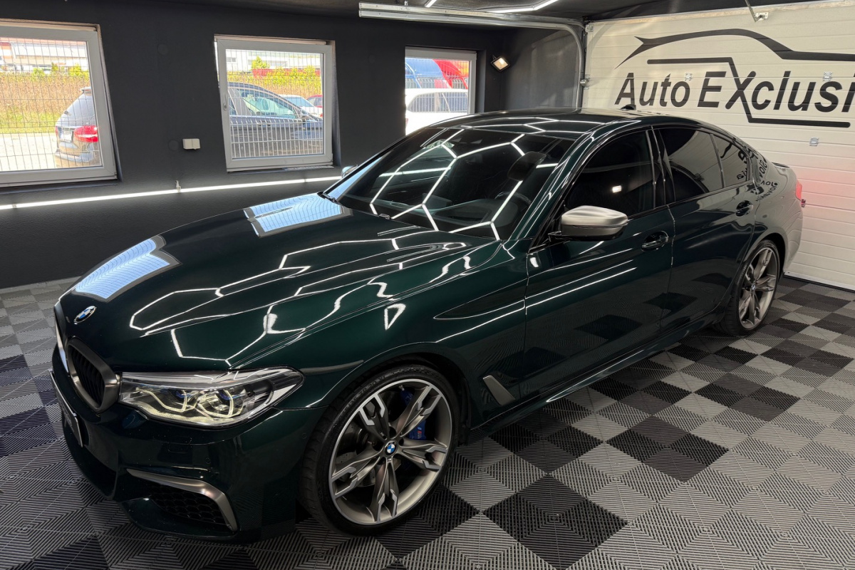 Ponuka vozidiel / BMW Rad 5 M550i xDrive A/T - video