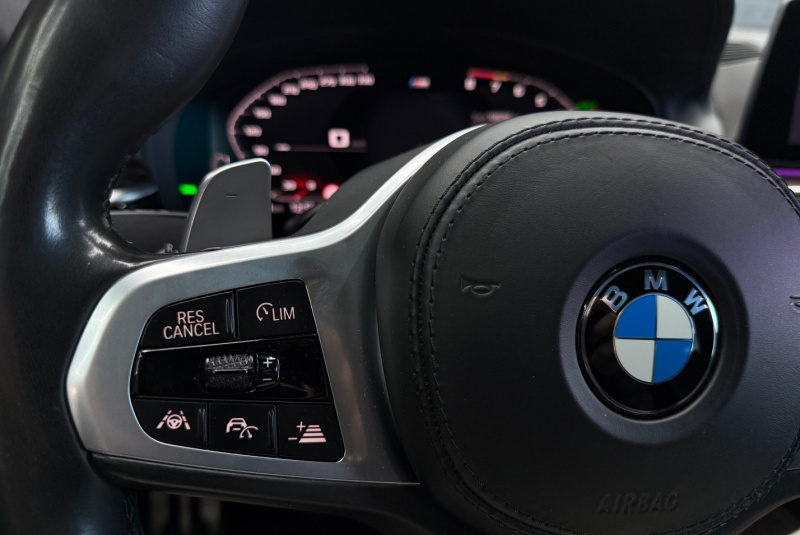  Ponuka vozidiel / BMW Rad 5 M550i xDrive A/T - video