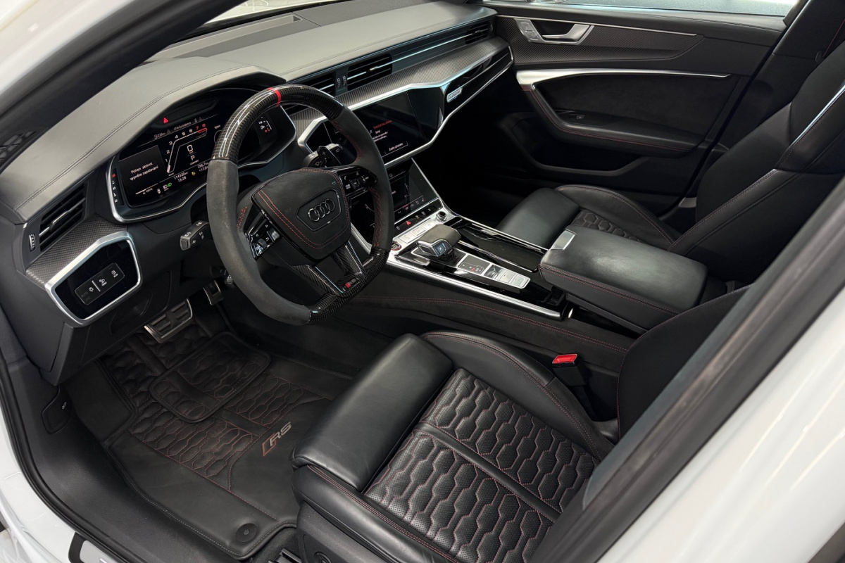 Ponuka vozidiel / Audi RS6 Avant 4.0 TFSI Quattro Full Carbon Akrapovic - video