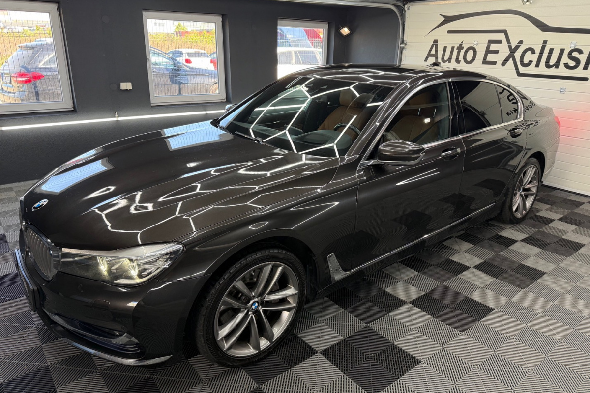 Ponuka vozidiel / BMW 730d xDrive A/T - video