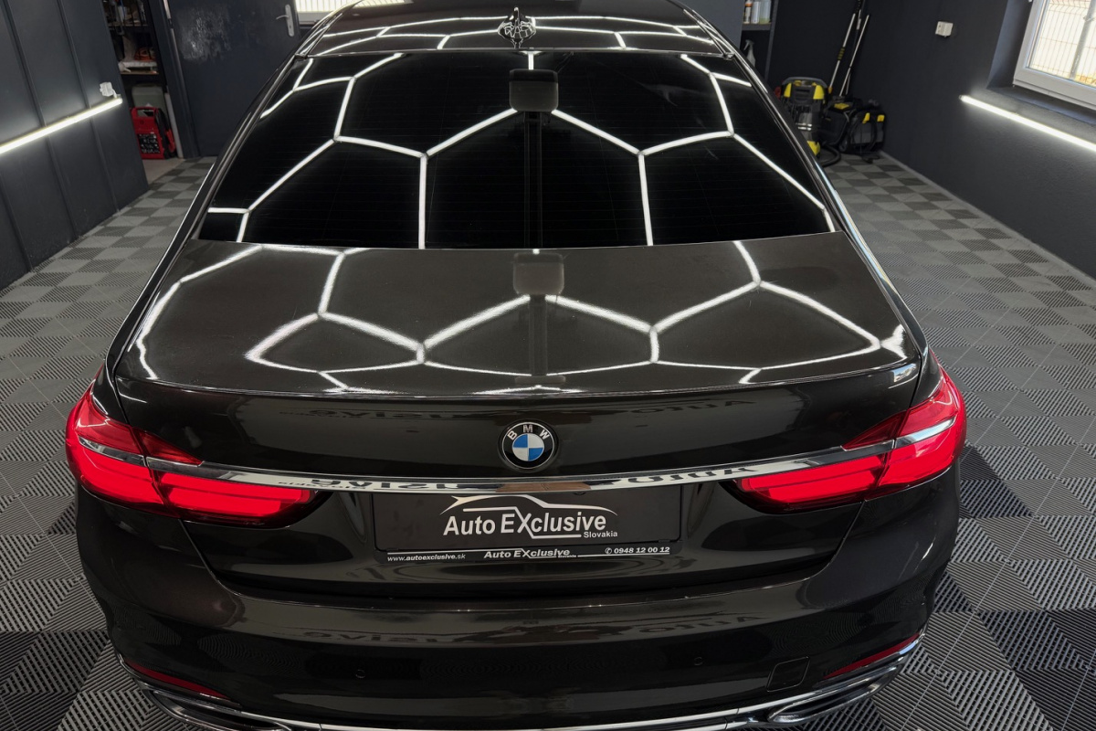 Ponuka vozidiel / BMW 730d xDrive A/T - video