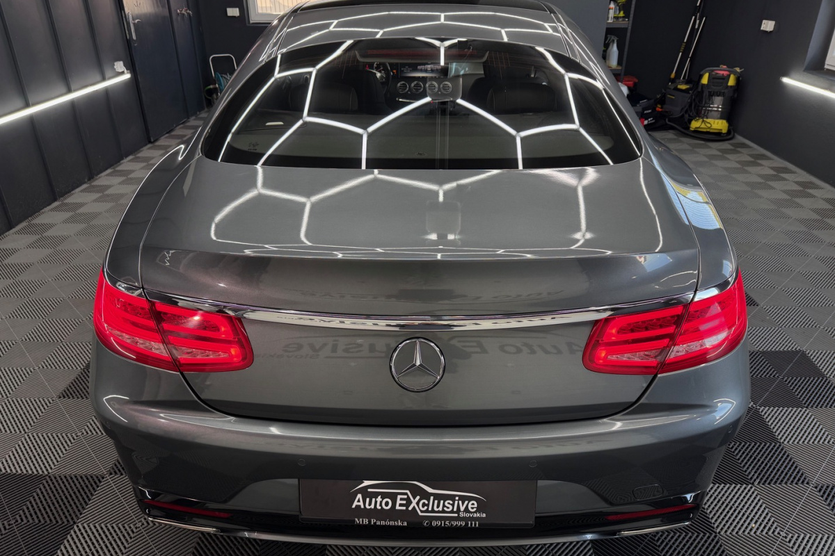 Ponuka vozidiel / Mercedes-Benz S trieda Kupé 400 4matic - video