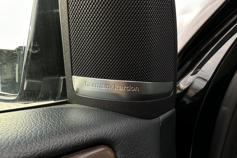 Ponuka vozidiel / Mercedes-Benz GL 63 AMG 4MATIC - video Ponuka vozidiel / Mercedes-Benz GL 63 AMG 4MATIC - video