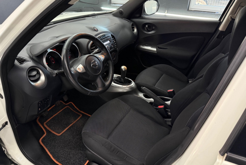  Ponuka vozidiel / Nissan Juke 1.6 l 94k Visia - video