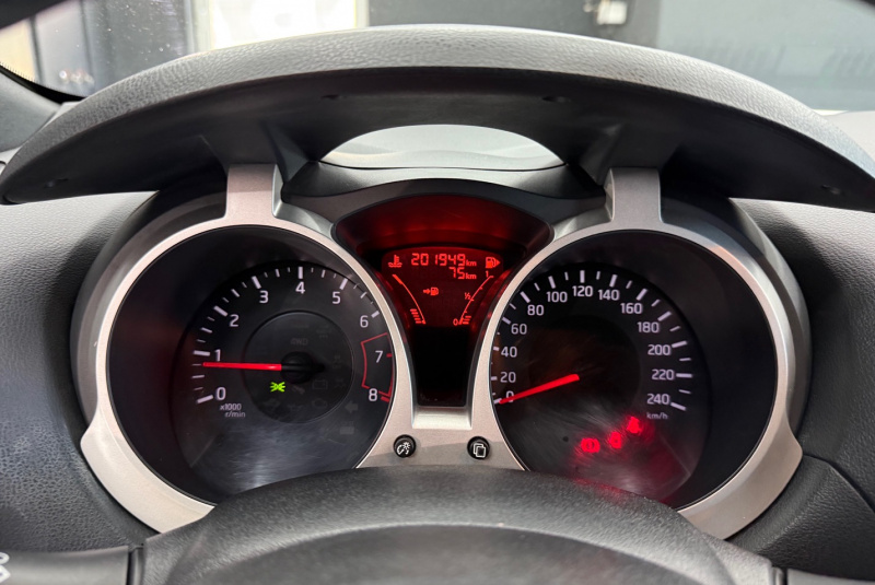  Ponuka vozidiel / Nissan Juke 1.6 l 94k Visia - video