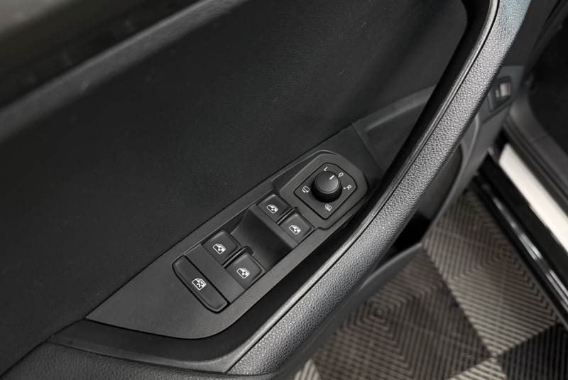  Ponuka vozidiel / Škoda Karoq 1.5 TSI ACT Style DSG - video