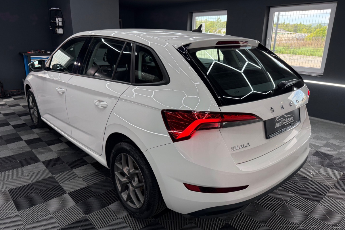 Ponuka vozidiel / Škoda Scala 1.0 TSI Active - video