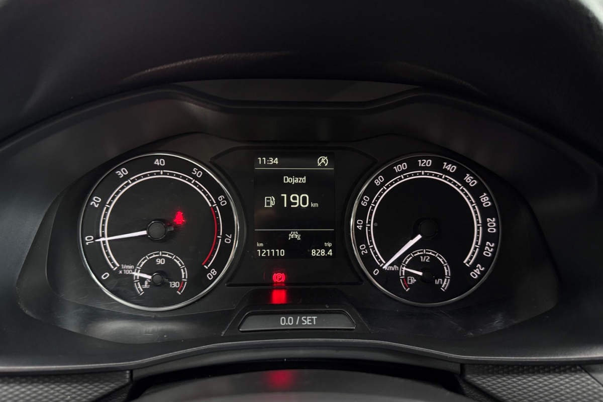Ponuka vozidiel / Škoda Scala 1.0 TSI Active - video