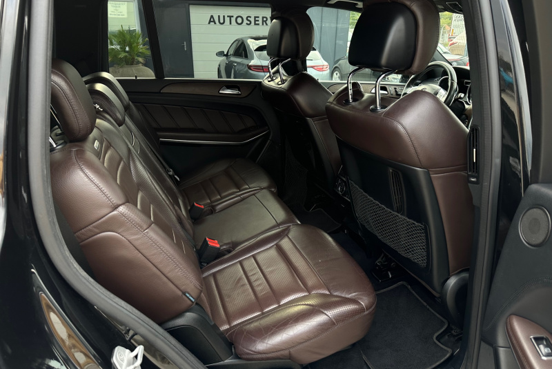 Ponuka vozidiel / Mercedes-Benz GL 63 AMG 4MATIC - video Ponuka vozidiel / Mercedes-Benz GL 63 AMG 4MATIC - video