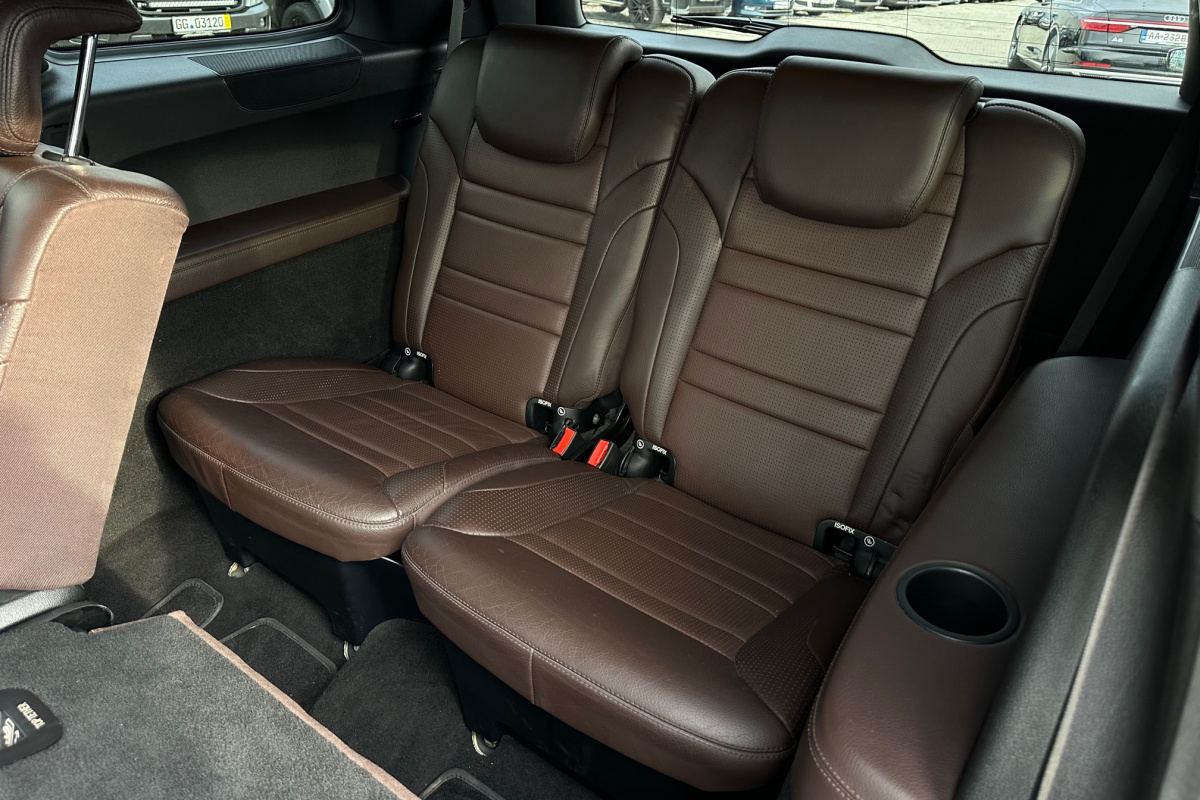 Ponuka vozidiel / Mercedes-Benz GL 63 AMG 4MATIC - video Ponuka vozidiel / Mercedes-Benz GL 63 AMG 4MATIC - video