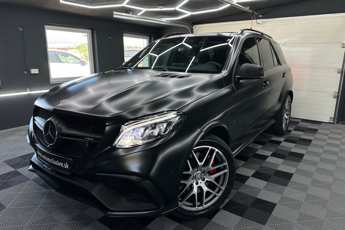Ponuka vozidiel / Mercedes-Benz GLE SUV AMG 63 S 4matic A/T - video