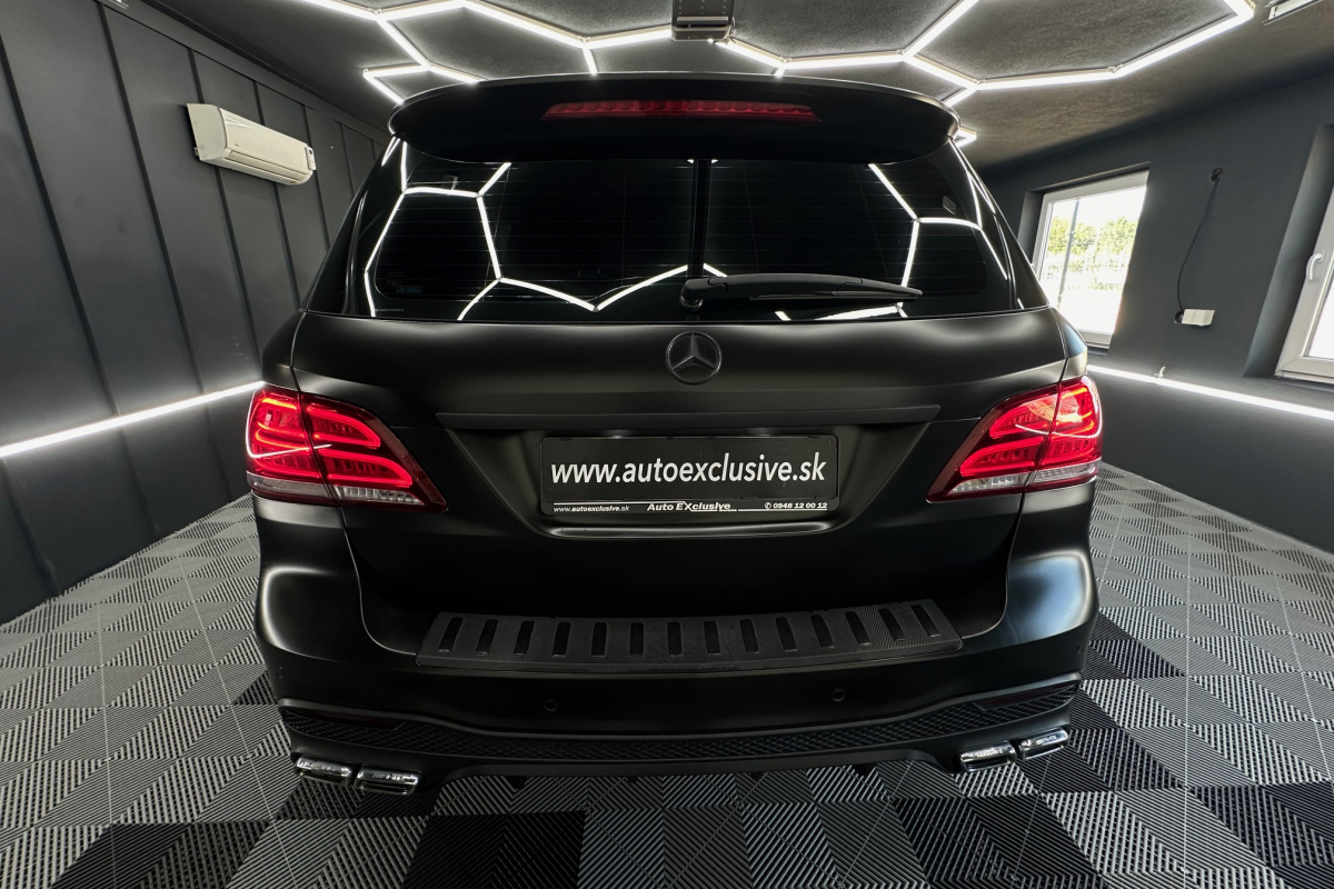 Ponuka vozidiel / Mercedes-Benz GLE SUV AMG 63 S 4matic A/T - video