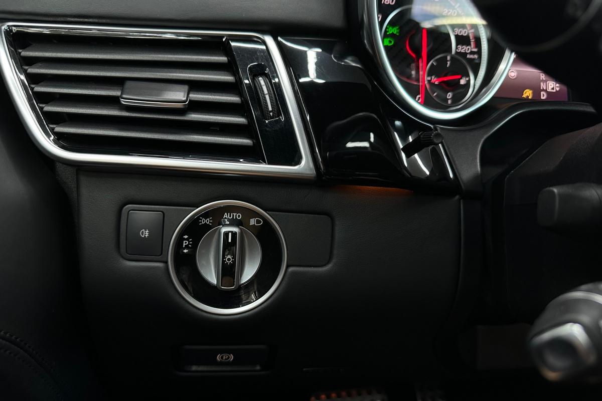 Ponuka vozidiel / Mercedes-Benz GLE SUV AMG 63 S 4matic A/T - video Ponuka vozidiel / Mercedes-Benz GLE SUV AMG 63 S 4matic A/T - video