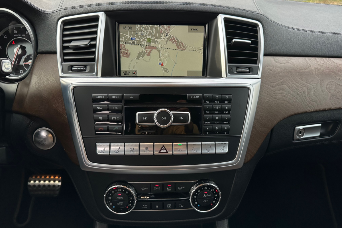 Ponuka vozidiel / Mercedes-Benz GL 63 AMG 4MATIC - video Ponuka vozidiel / Mercedes-Benz GL 63 AMG 4MATIC - video