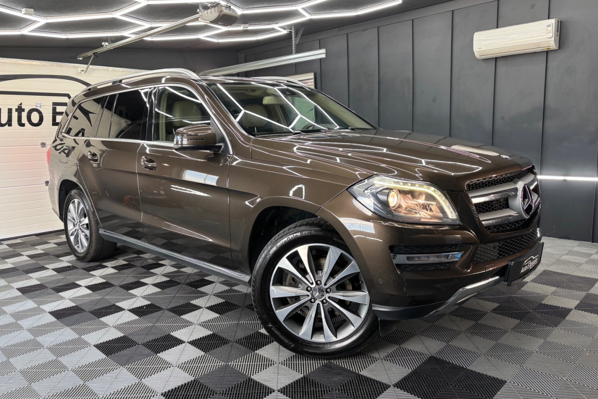 Ponuka vozidiel / Mercedes-Benz GL 350 CDI BlueTEC 4MATIC - video