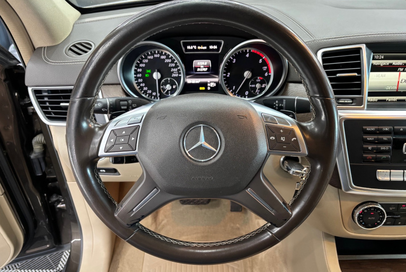  Ponuka vozidiel / Mercedes-Benz GL 350 CDI BlueTEC 4MATIC - video