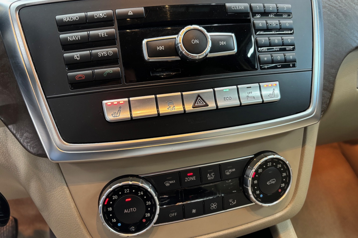 Ponuka vozidiel / Mercedes-Benz GL 350 CDI BlueTEC 4MATIC - video