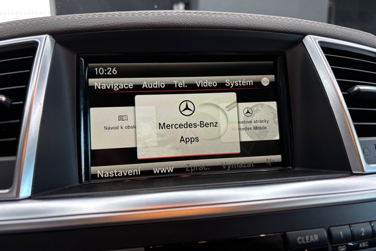 Ponuka vozidiel / Mercedes-Benz GL 350 CDI BlueTEC 4MATIC - video