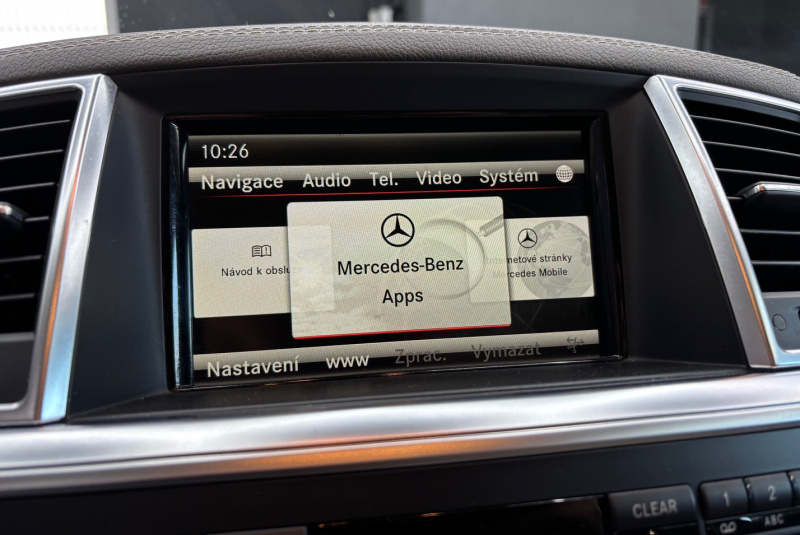  Ponuka vozidiel / Mercedes-Benz GL 350 CDI BlueTEC 4MATIC - video