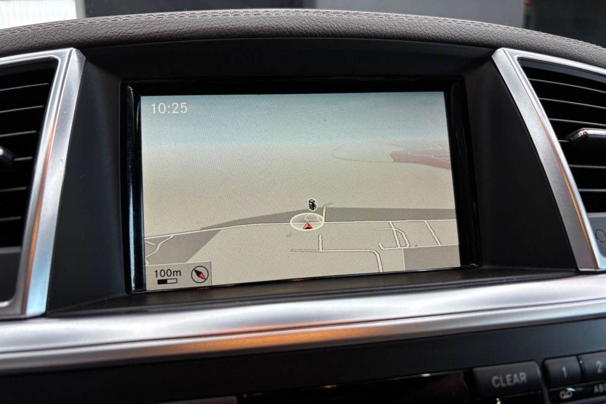 Ponuka vozidiel / Mercedes-Benz GL 350 CDI BlueTEC 4MATIC - video