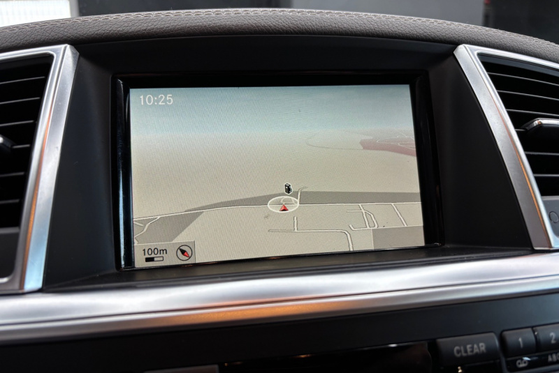  Ponuka vozidiel / Mercedes-Benz GL 350 CDI BlueTEC 4MATIC - video