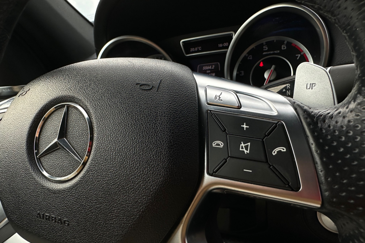 Ponuka vozidiel / Mercedes-Benz GL 63 AMG 4MATIC - video Ponuka vozidiel / Mercedes-Benz GL 63 AMG 4MATIC - video