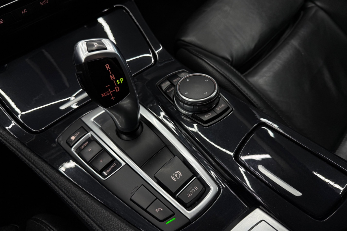 Ponuka vozidiel / BMW Rad 5 Touring 530d - video
