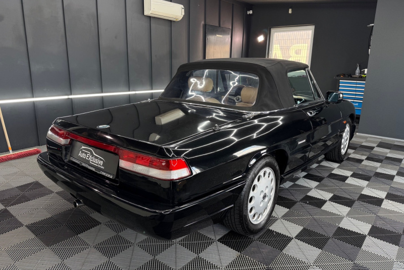  Ponuka vozidiel / Alfa Romeo Spider 2.0 - video