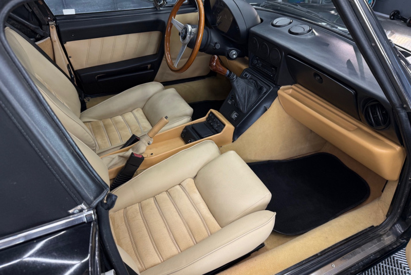  Ponuka vozidiel / Alfa Romeo Spider 2.0 - video