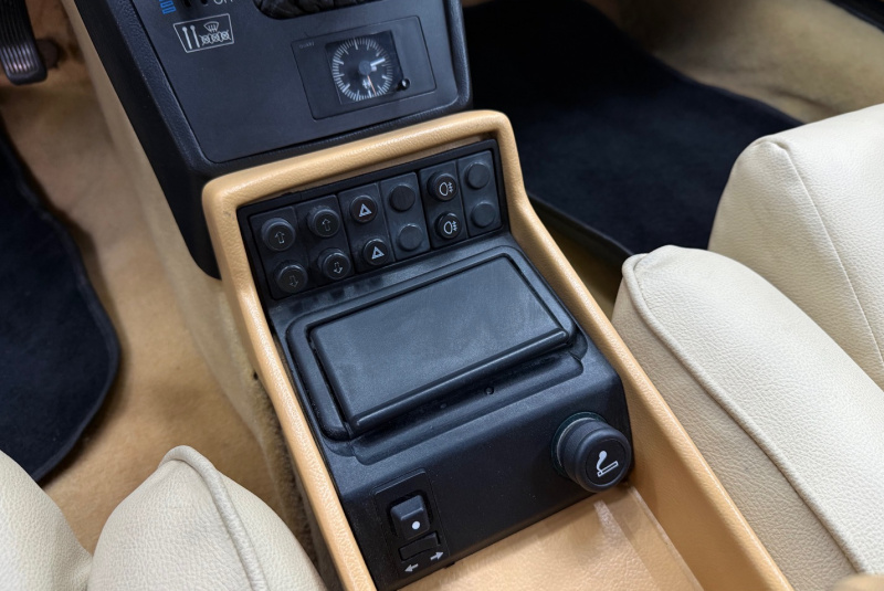 Ponuka vozidiel / Alfa Romeo Spider 2.0 - video