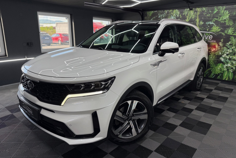 Ponuka vozidiel / Kia Sorento 1.6 T-GDI Plug-in Hybrid Platinum - video Ponuka vozidiel / Kia Sorento 1.6 T-GDI Plug-in Hybrid Platinum - video