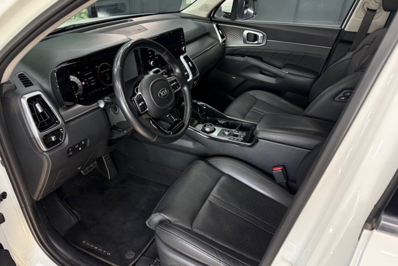  Ponuka vozidiel / Kia Sorento 1.6 T-GDI Plug-in Hybrid Platinum - video