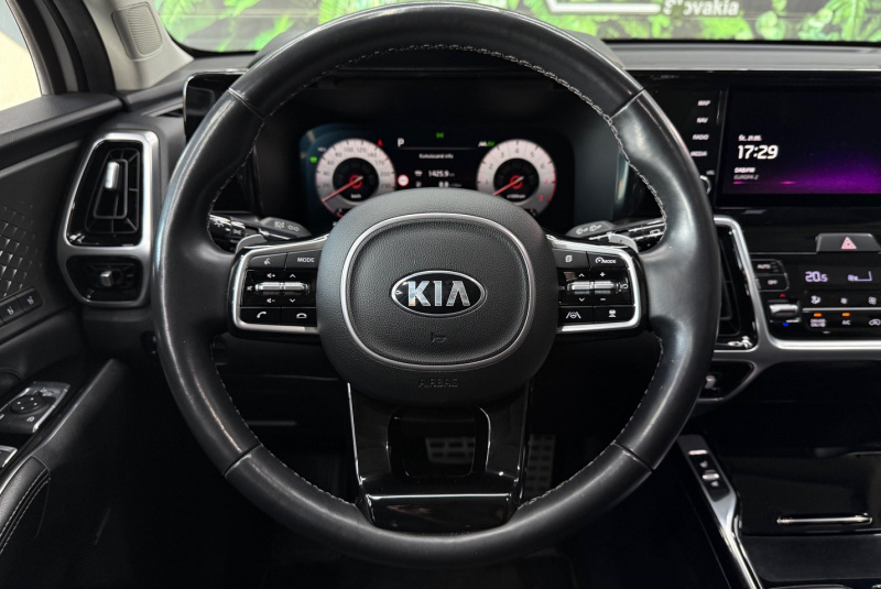  Ponuka vozidiel / Kia Sorento 1.6 T-GDI Plug-in Hybrid Platinum - video