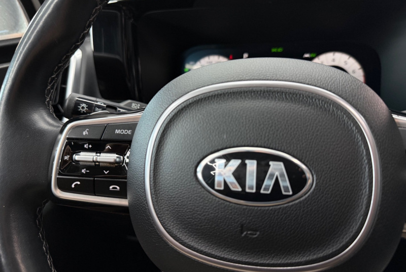  Ponuka vozidiel / Kia Sorento 1.6 T-GDI Plug-in Hybrid Platinum - video