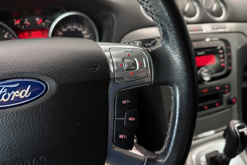  Ponuka vozidiel / Ford Galaxy 2.0 TDCi DPF PowerShift Trend - video