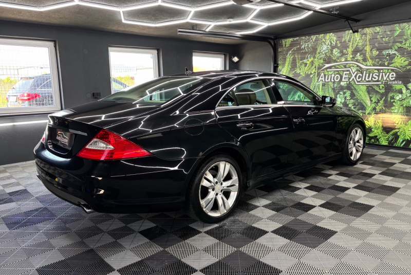  Ponuka vozidiel / Mercedes-Benz CLS Kupé 320 CDI - video